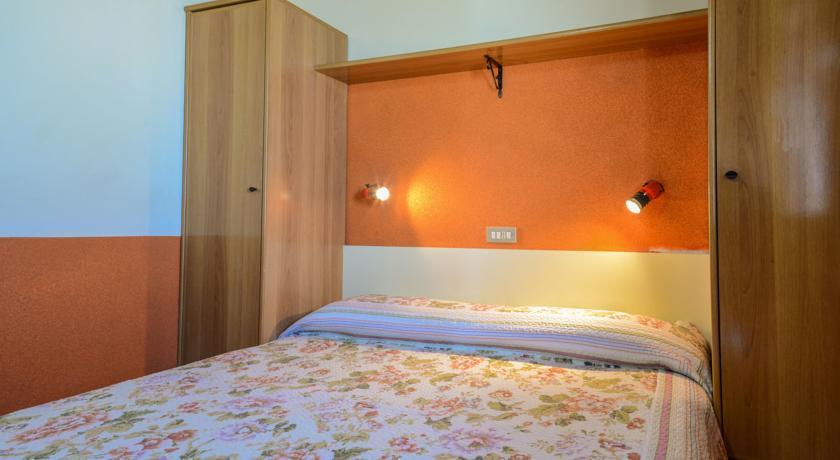 Villa Garuti Village Padenghe sul Garda Room photo